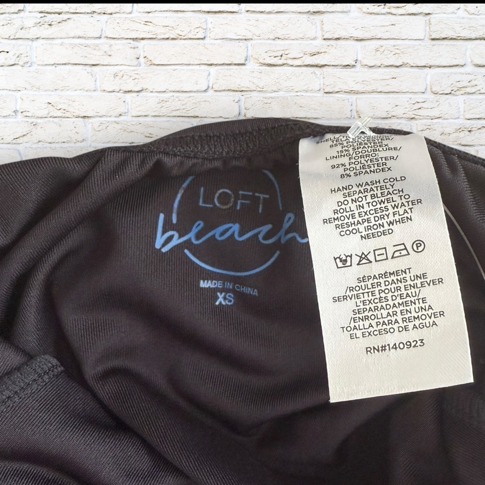NWOT Loft Beach Keyhole Cutout Black Size X-Small Swimsuit - Picture 4 of 4